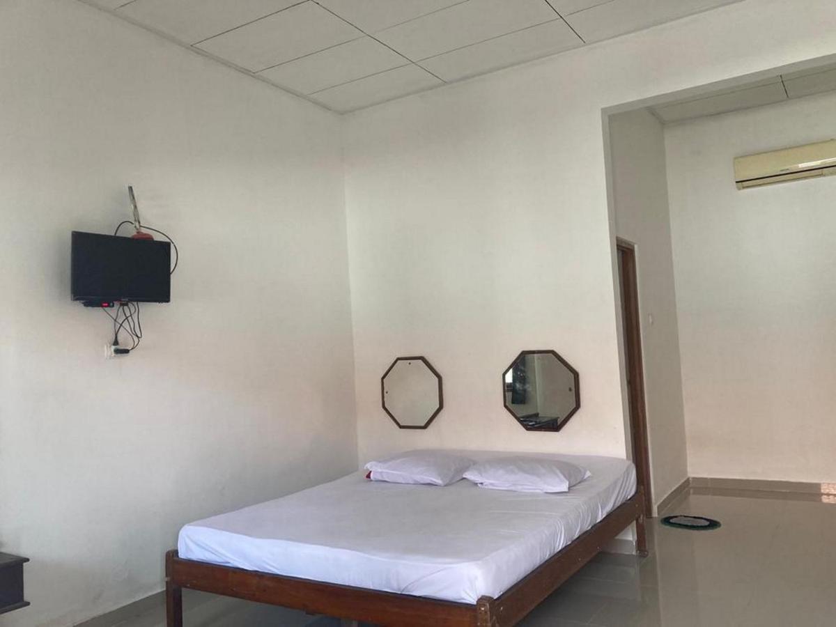 Hotel Surya Citra Jogja A Mitra Reddoorz Yogyakarta Ngoại thất bức ảnh